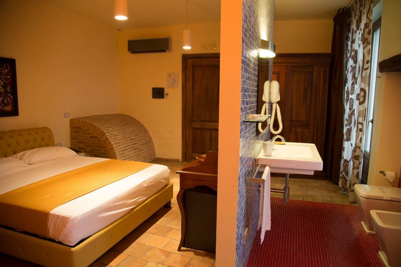 Relais Hotel Palazzo Castriota Corigliano Calabro Exteriör bild
