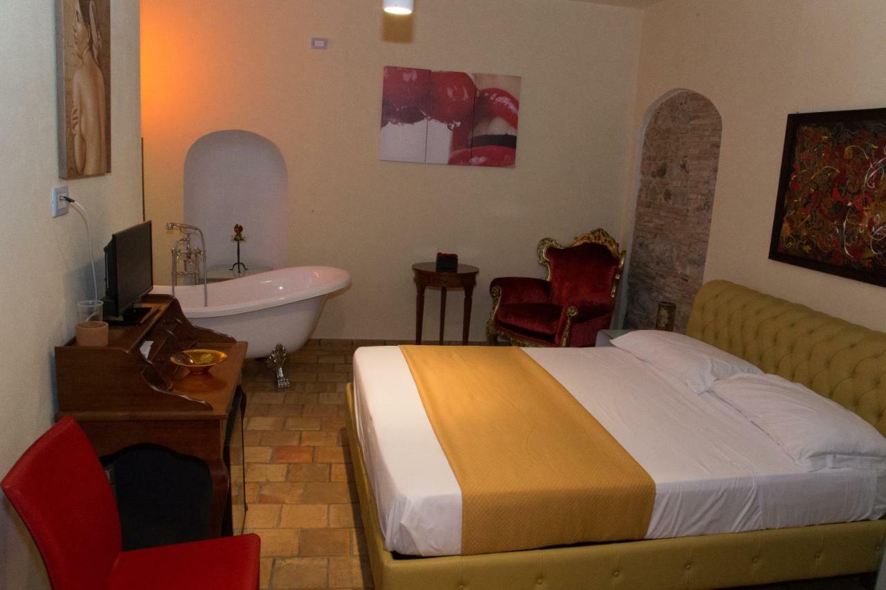 Relais Hotel Palazzo Castriota Corigliano Calabro Exteriör bild