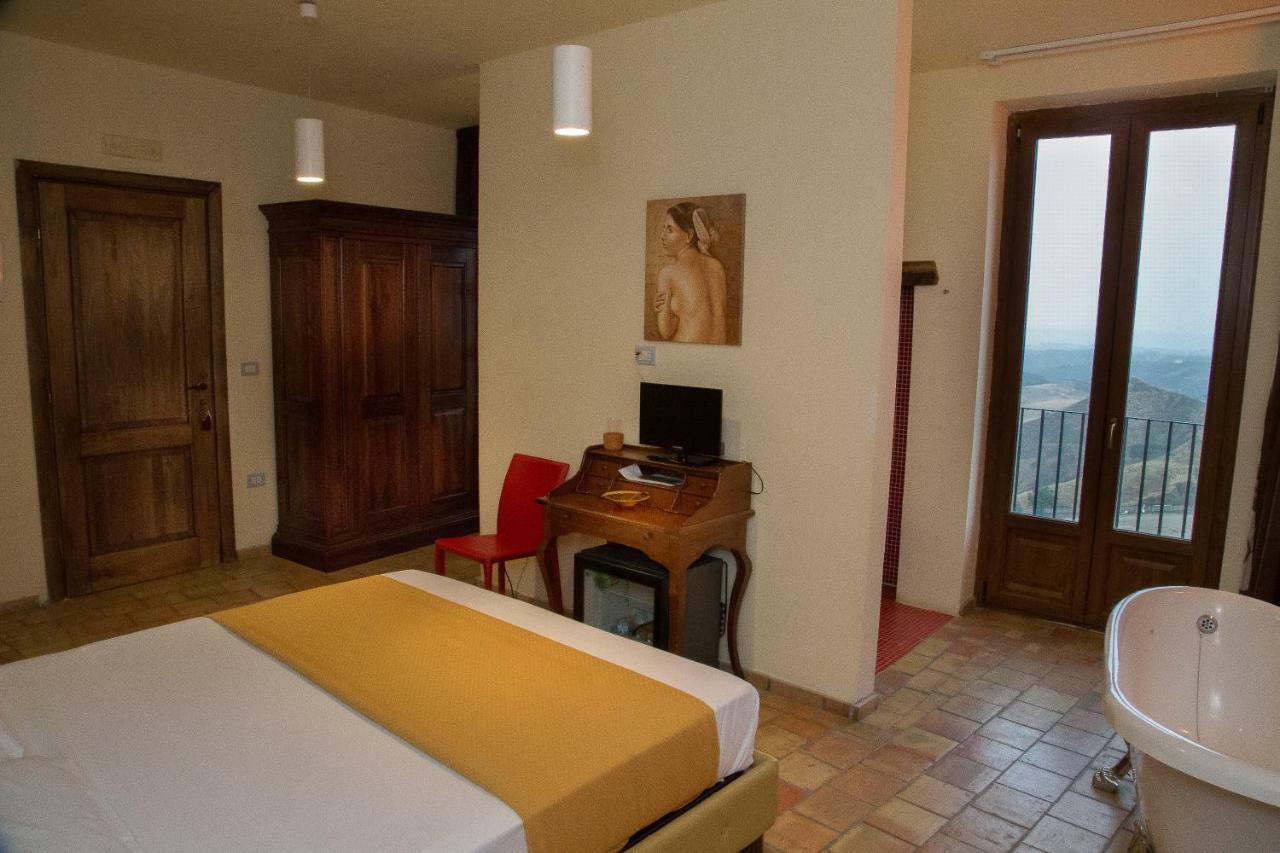 Relais Hotel Palazzo Castriota Corigliano Calabro Exteriör bild