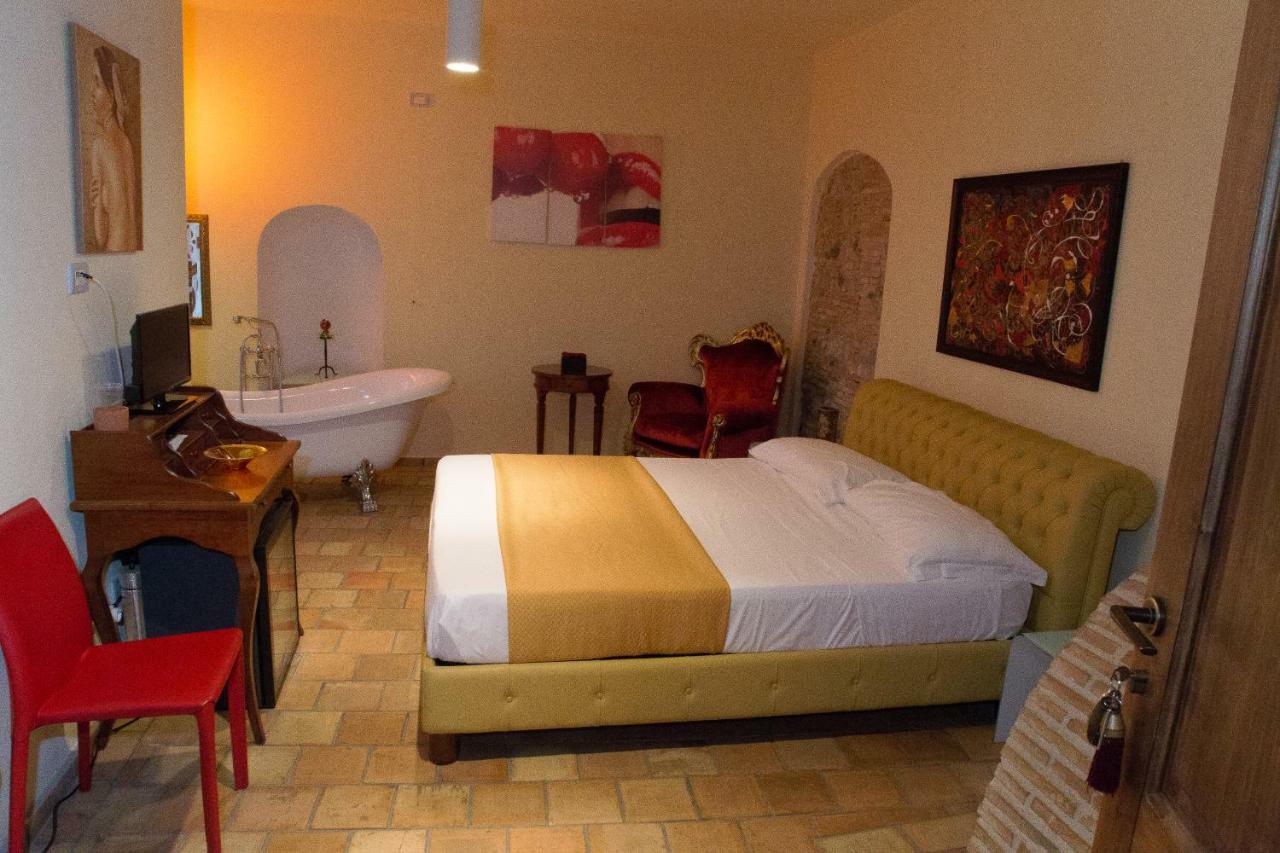 Relais Hotel Palazzo Castriota Corigliano Calabro Exteriör bild